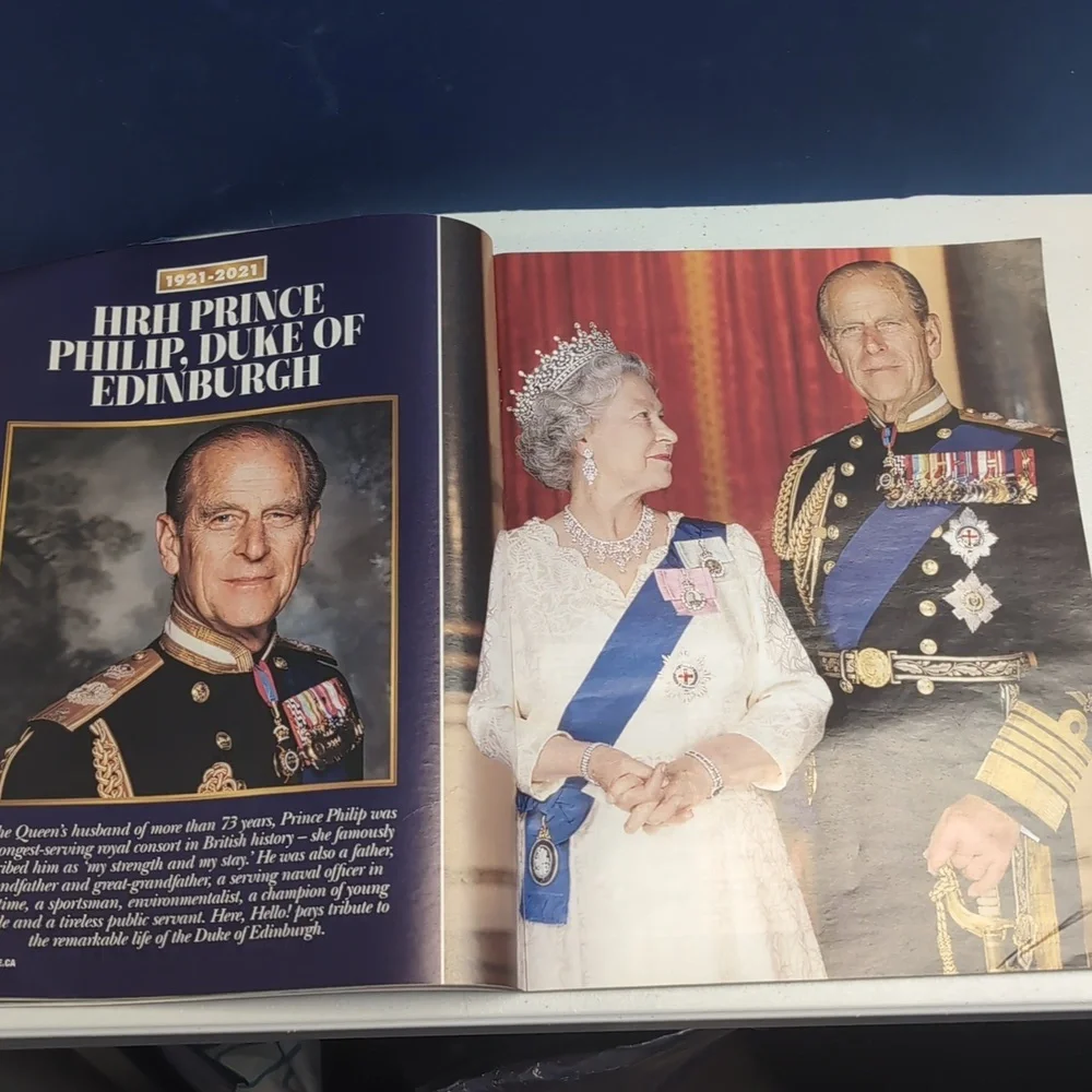 Royal Commemorative Magazine Set - Picture 15 of 16